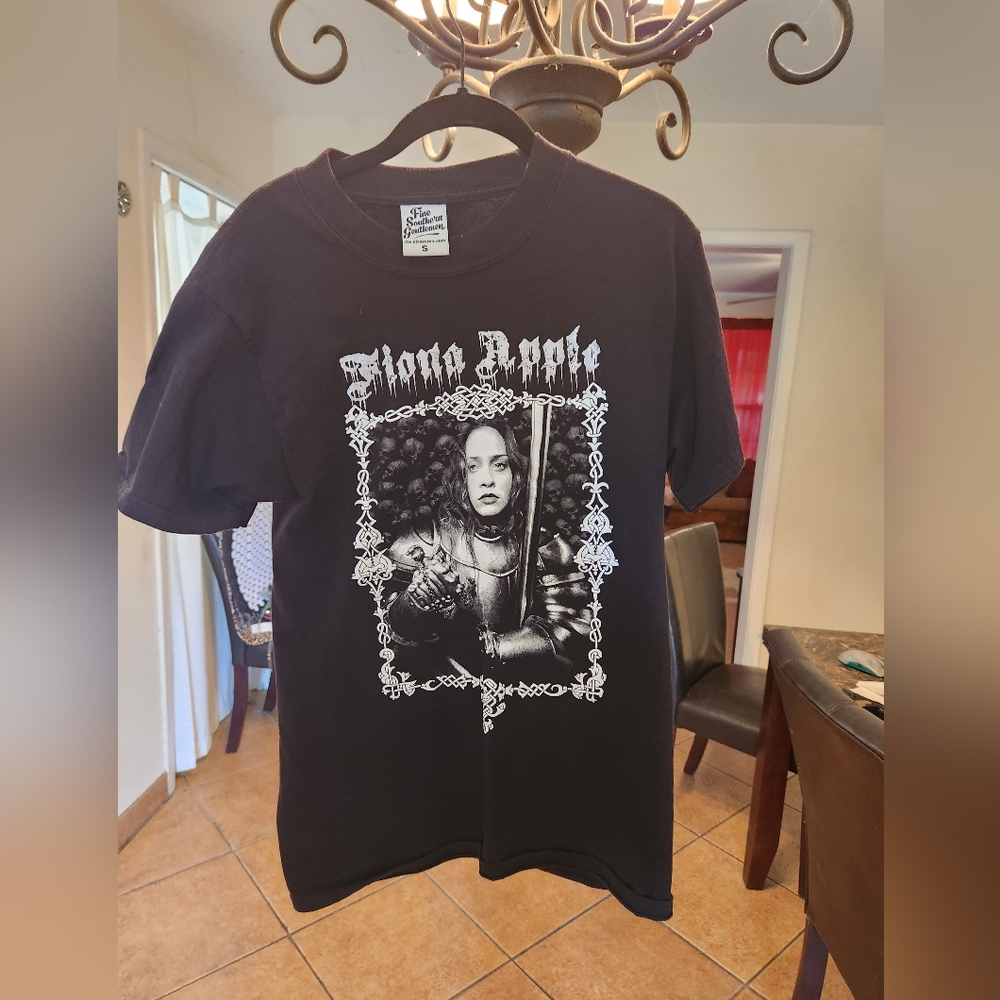 Fine Southern Gentleman Fiona Apple t